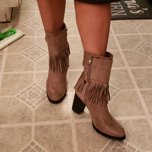 Suede Ankle boots - Picture 2 of 5